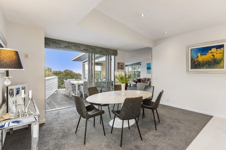 Photo of property in 4a Beach Road, Castor Bay, Auckland, 0620