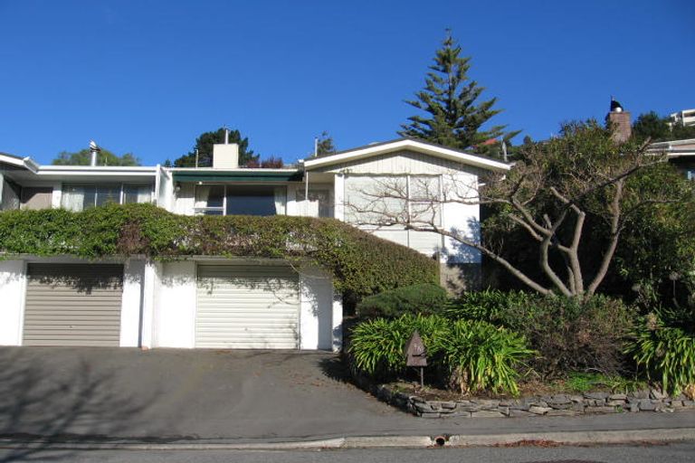 Photo of property in 2/9 Gunns Crescent, Cashmere, Christchurch, 8022