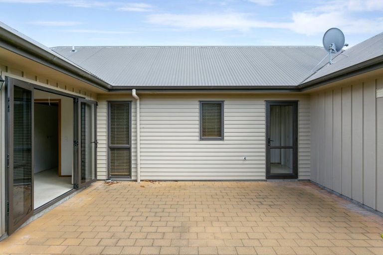 Photo of property in 15 The Circle, Nukuhau, Taupo, 3330