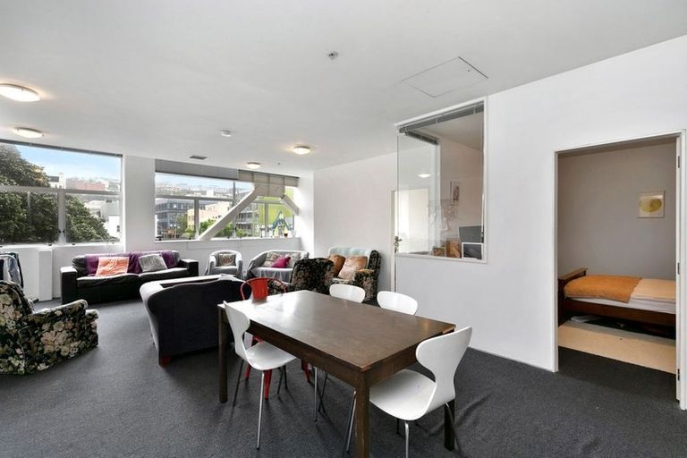 Photo of property in City Lodge, 303/115 Vivian Street, Te Aro, Wellington, 6011