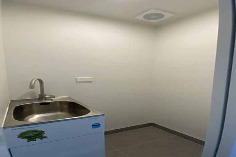 Photo of property in 4 Whai Hua Lane, Mangere Bridge, Auckland, 2022