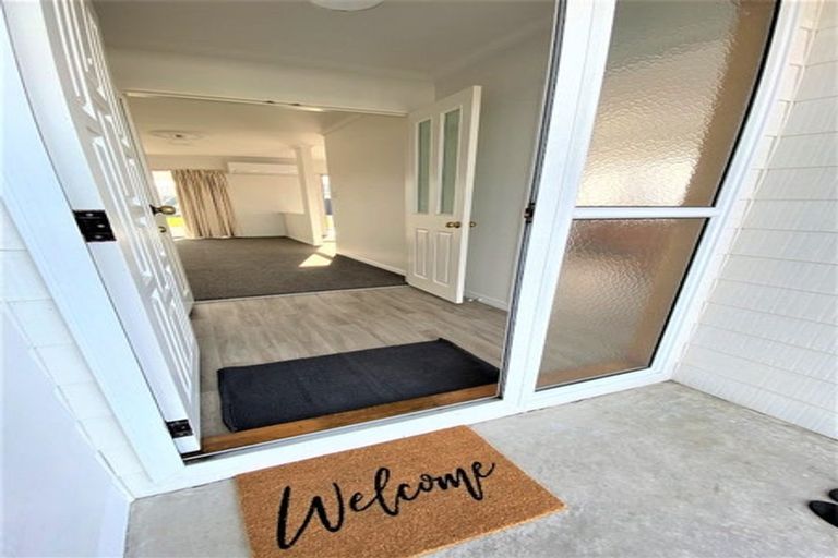 Photo of property in 4 Lotus Avenue, Mount Maunganui, 3116