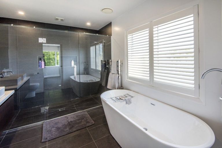 Photo of property in 63a Aramoana Avenue, Devonport, Auckland, 0624