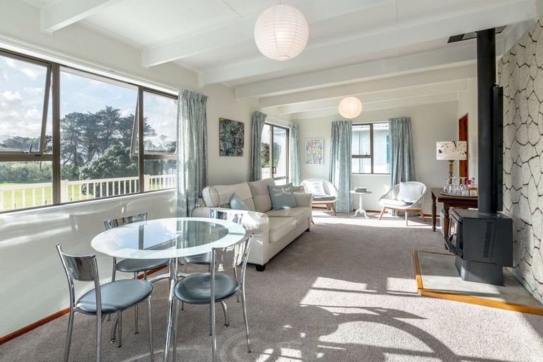 Photo of property in 72 Lake Ferry Road, Lake Ferry, Featherston, 5772