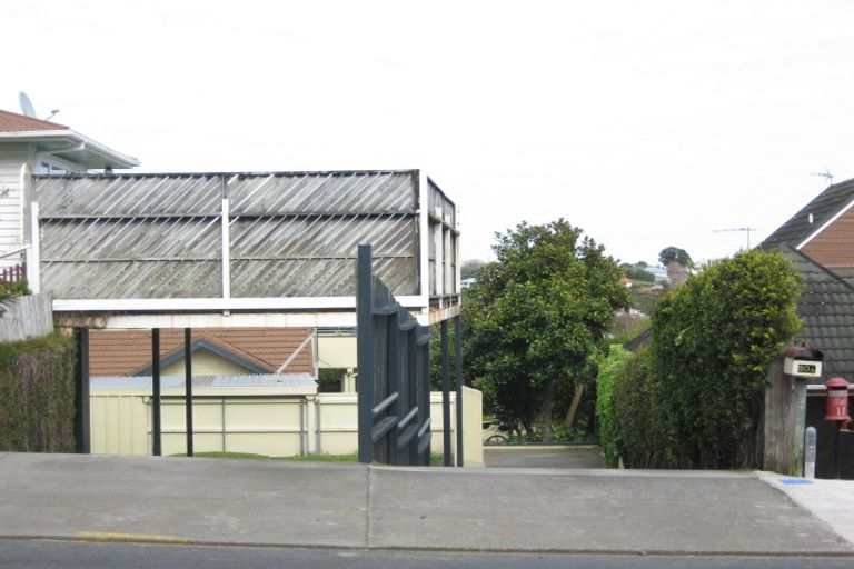 Photo of property in 20a Victoria Road, New Plymouth, 4310