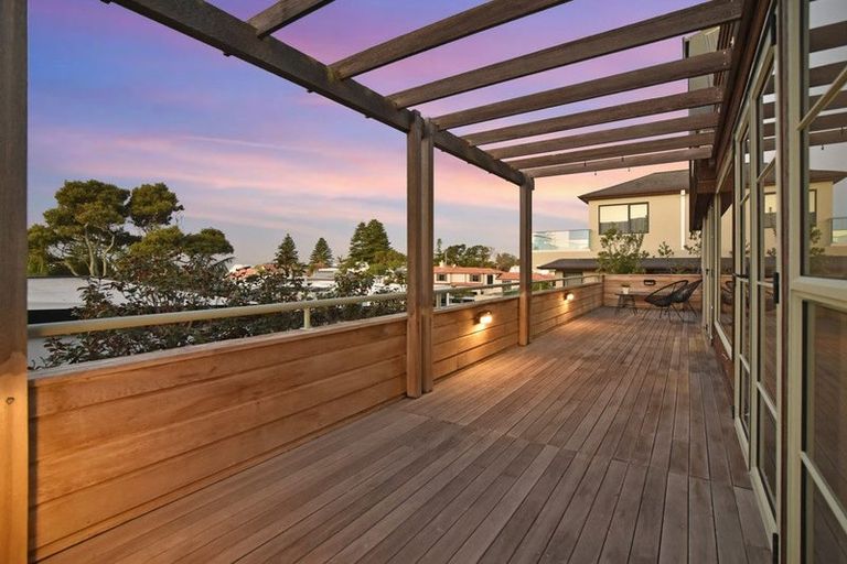 Photo of property in 11 Oceanview Road, Mount Maunganui, 3116