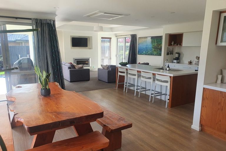 Photo of property in 47 Taiore Crescent, Marshland, Christchurch, 8083