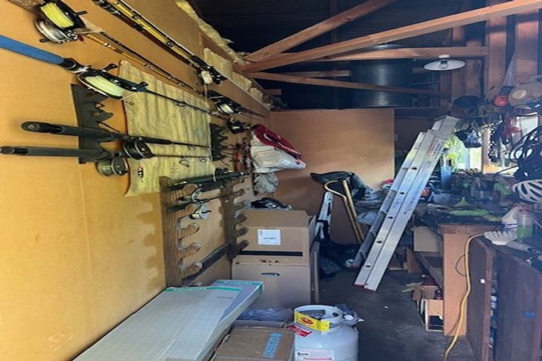 Photo of property in 28 Nisbet Terrace, Kinloch, Taupo, 3377