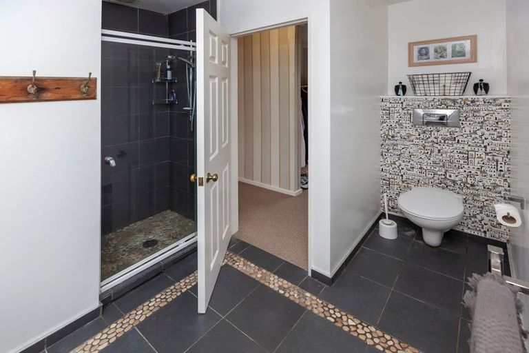 Photo of property in 300 Rosetta Road, Raumati Beach, Paraparaumu, 5032