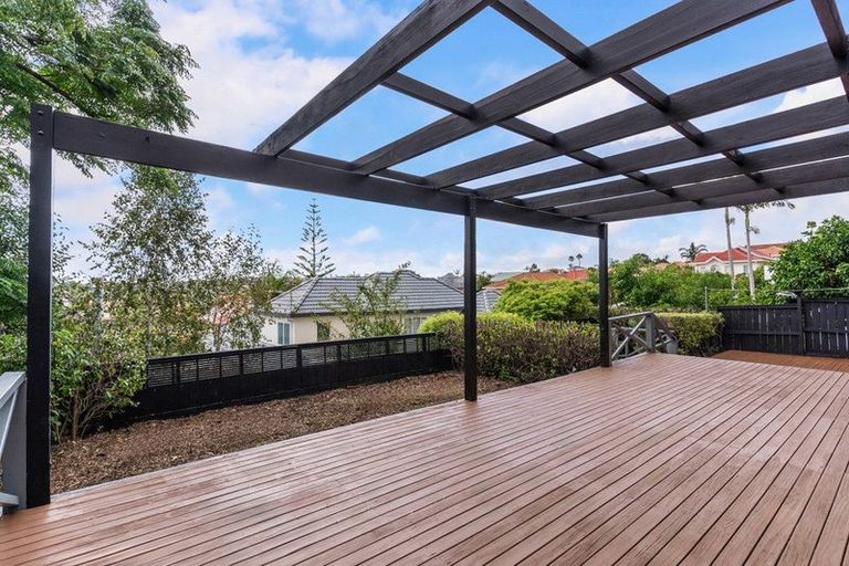 Photo of property in 1/62 Simmental Crescent, Somerville, Auckland, 2014