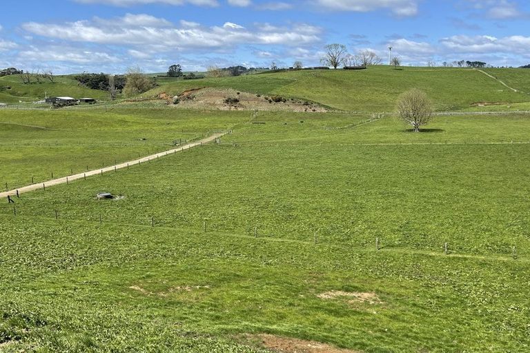 Photo of property in 16 Mcrae Road, Otewa, Otorohanga, 3972