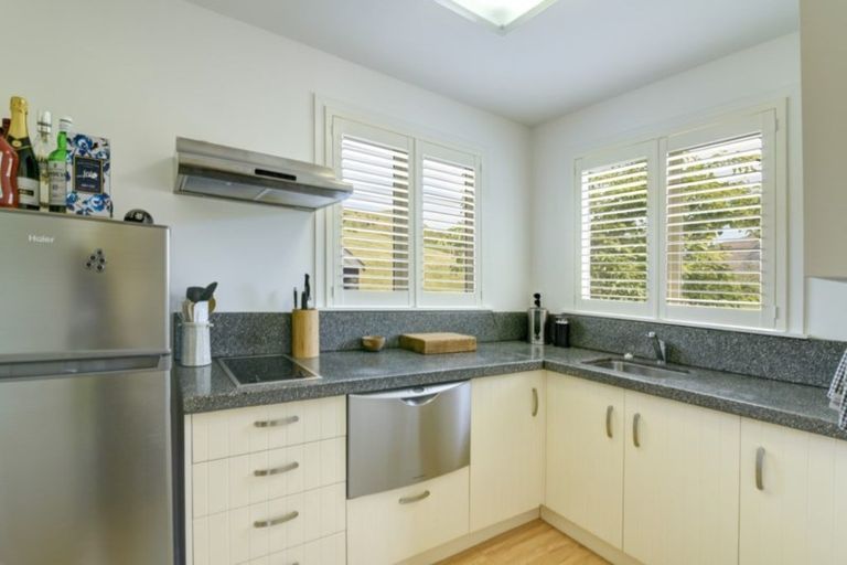 Photo of property in 40 Toka Road, Dalefield, Queenstown, 9371