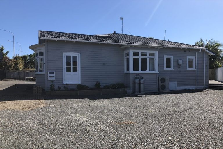 Photo of property in 57 Green Lane East, Remuera, Auckland, 1050