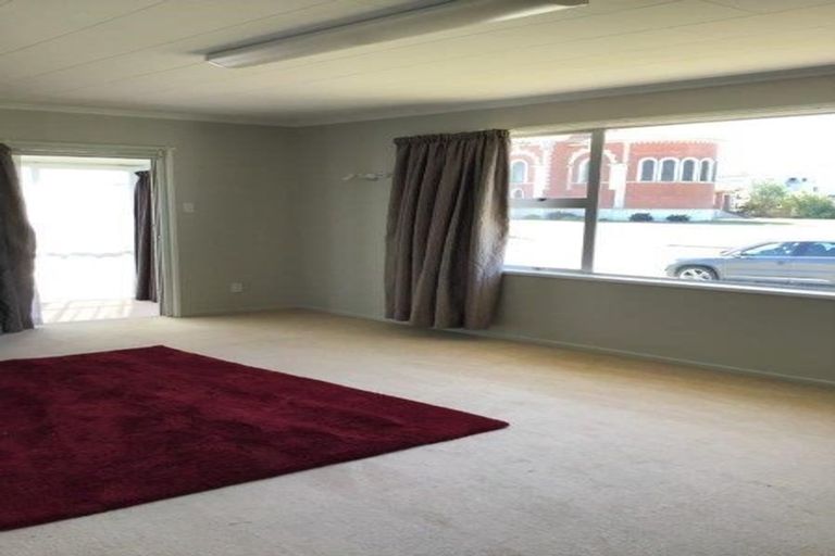Photo of property in 7 Cameron Street, Waimate, 7924