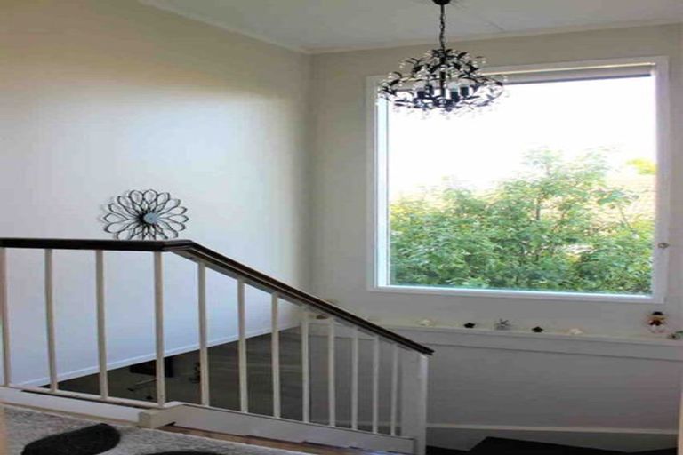 Photo of property in 1/97a Nile Road, Milford, Auckland, 0620