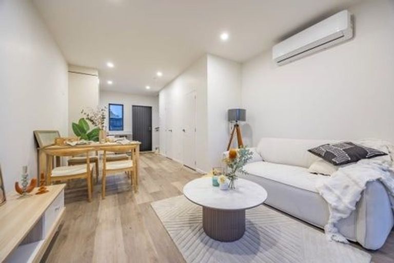 Photo of property in 6/35 Crawford Avenue, Mangere Bridge, Auckland, 2022