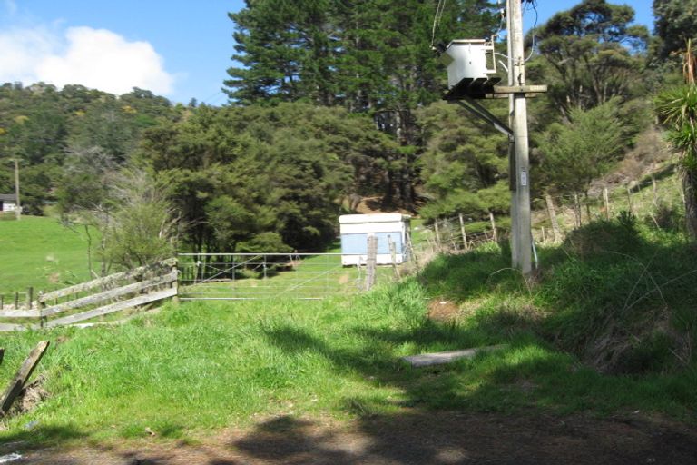 Photo of property in 132 Bethells Road, Waitakere, Auckland, 0781