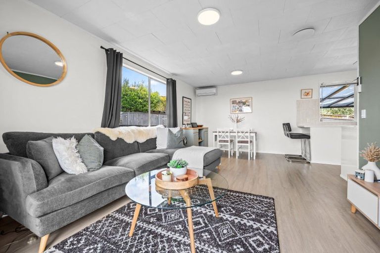 Photo of property in 1/63 Rosier Road, Glen Eden, Auckland, 0602