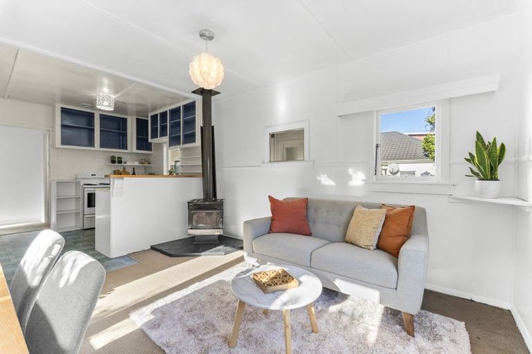 Photo of property in 108 Carrington Street, Lower Vogeltown, New Plymouth, 4310