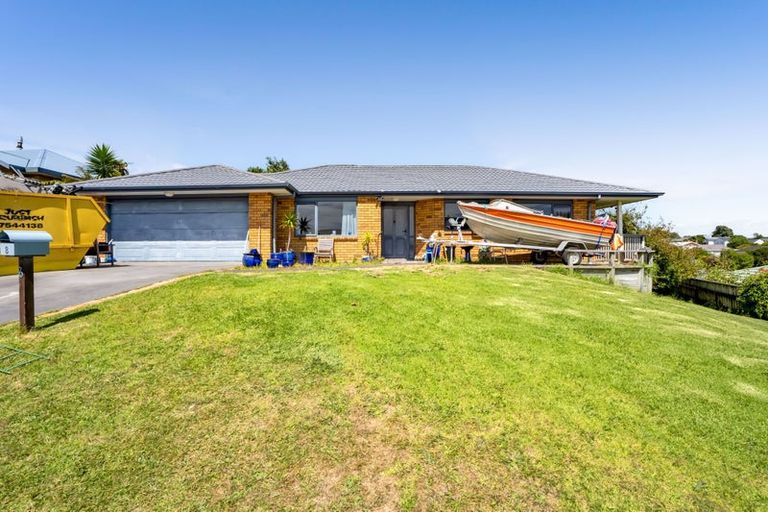 Photo of property in 8 Horizon Heights, Whalers Gate, New Plymouth, 4310