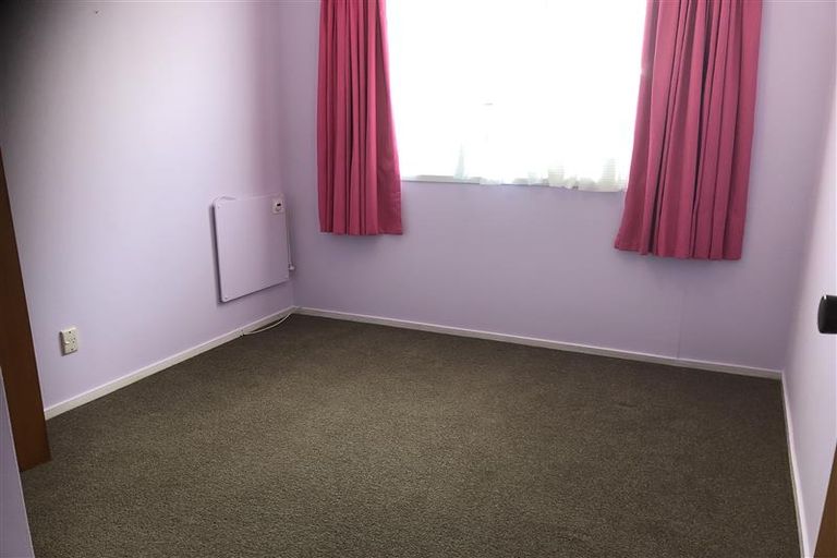 Photo of property in 9 Denarius Lane, Glendene, Auckland, 0602