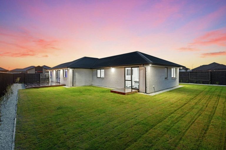 Photo of property in 6 Solitary Lane, Rolleston, 7615