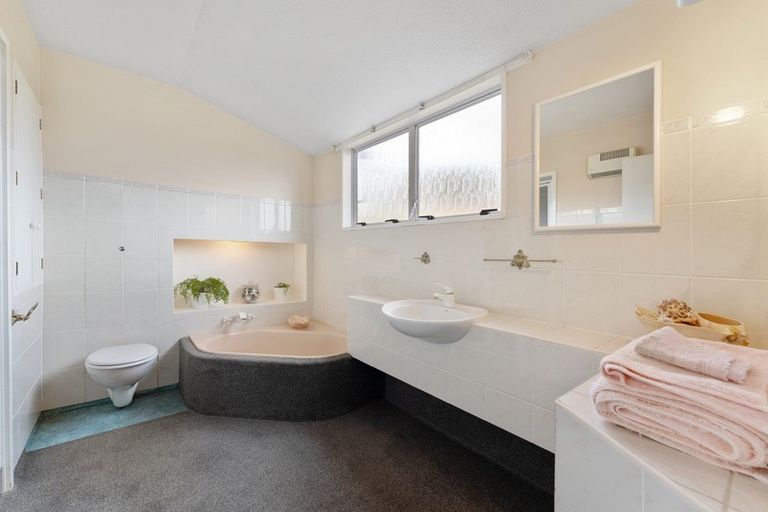 Photo of property in 1 Pacific Road, North New Brighton, Christchurch, 8083