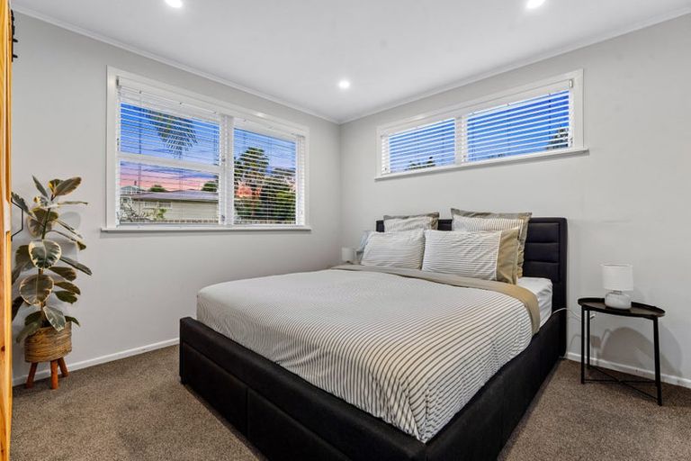 Photo of property in 60 Melba Street, Beach Haven, Auckland, 0626