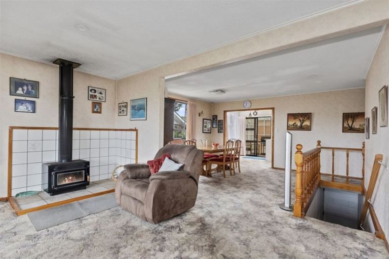 Photo of property in 76 Old Onerahi Road, Onerahi, Whangarei, 0110