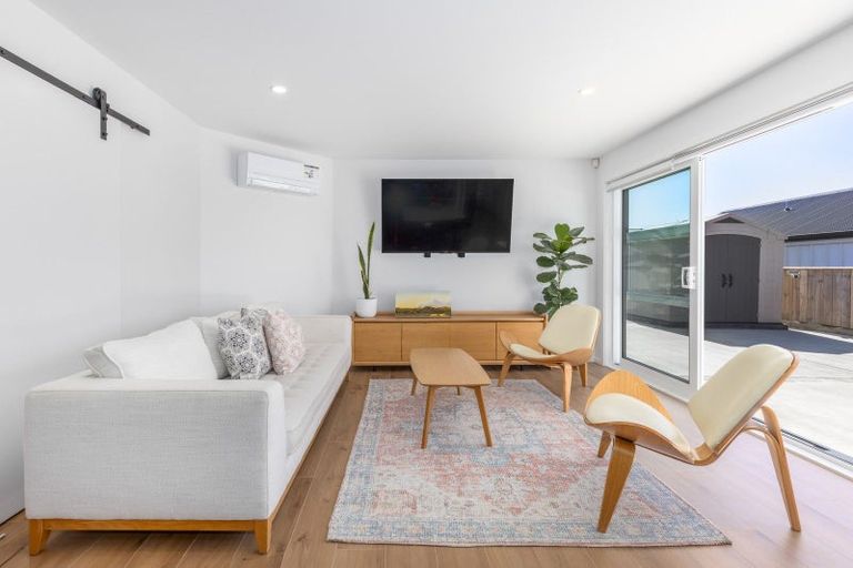 Photo of property in 40 Hokioi Drive, Kenepuru, Porirua, 5022