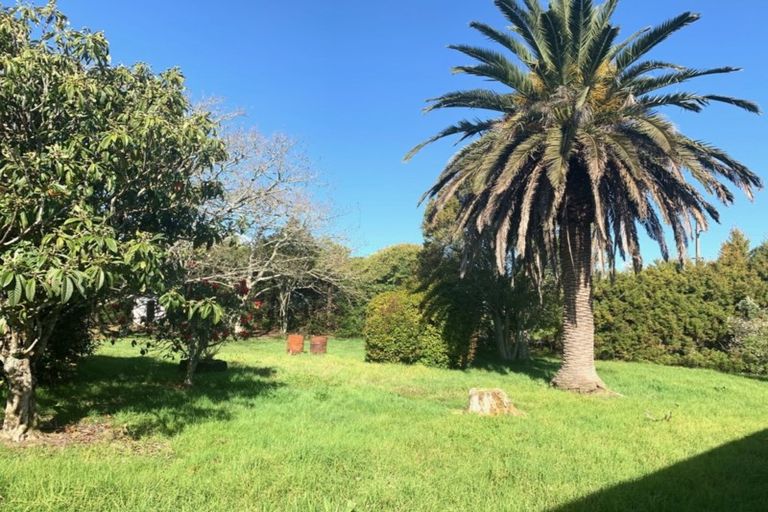 Photo of property in 324 Taupaki Road, Taupaki, Henderson, 0782