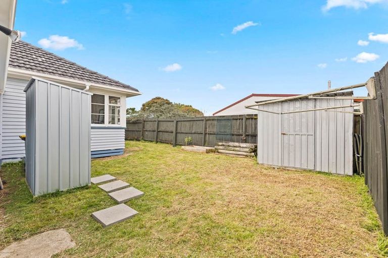 Photo of property in 111a Clevedon Road, Papakura, 2110