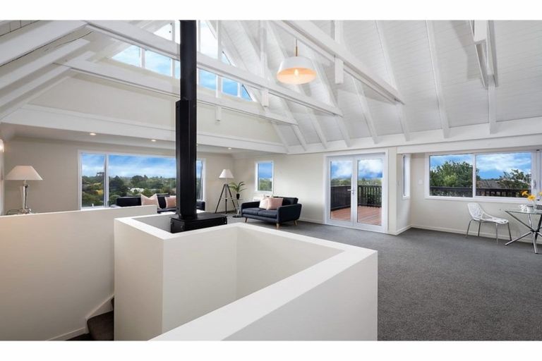 Photo of property in 363 Centaurus Road, Hillsborough, Christchurch, 8022