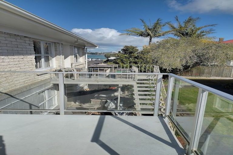 Photo of property in 15/16 Queens Parade, Devonport, Auckland, 0624