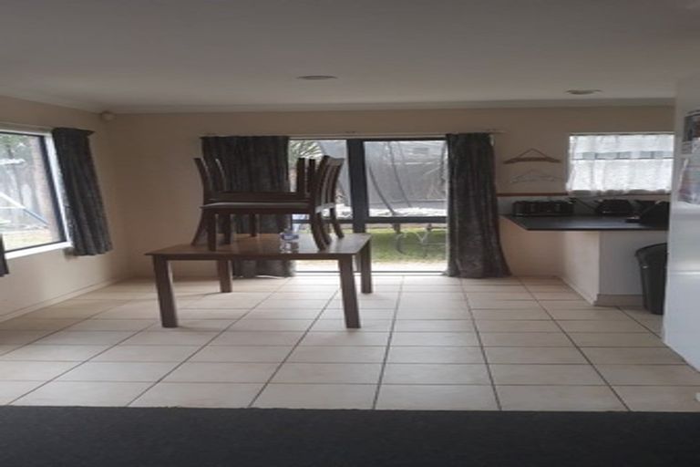 Photo of property in 133a Clevedon Road, Papakura, 2110