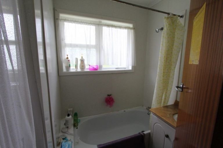Photo of property in 17 Lauriston Street, Tokoroa, 3420