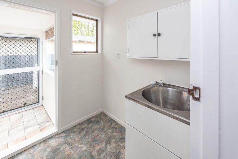 Photo of property in 3/2 Parkes Avenue, Saint Johns Hill, Whanganui, 4501