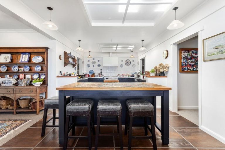 Photo of property in 8377 State Highway 35, Whanarua Bay, Te Kaha, 3199