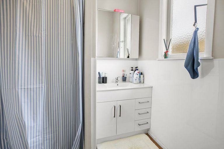 Photo of property in 711 Mackay Street, Thames, 3500