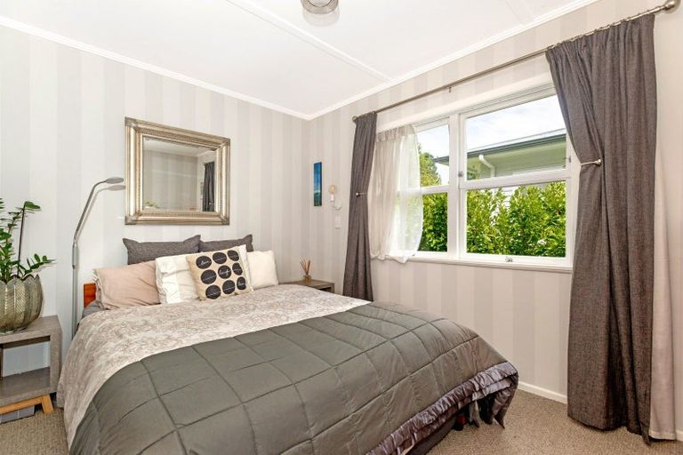 Photo of property in 12 Marian Drive, Inner Kaiti, Gisborne, 4010