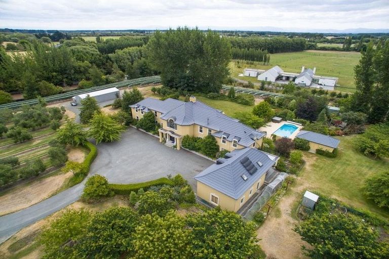 Photo of property in 8 Clearwater Avenue, Northwood, Christchurch, 8051