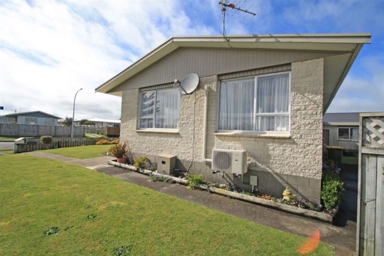 Photo of property in 2 Sole Avenue, Bell Block, New Plymouth, 4312