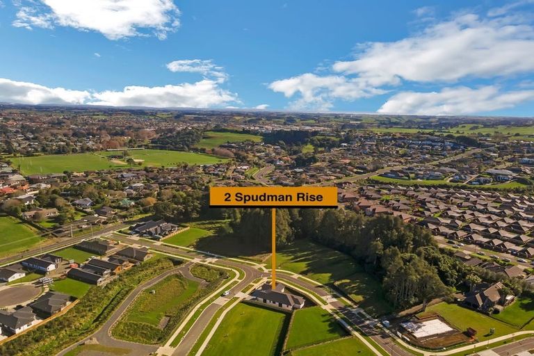 Photo of property in 2 Spudman Rise, Pukekohe, 2120
