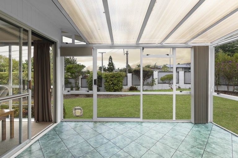 Photo of property in 4 Newcastle Road, Dinsdale, Hamilton, 3204