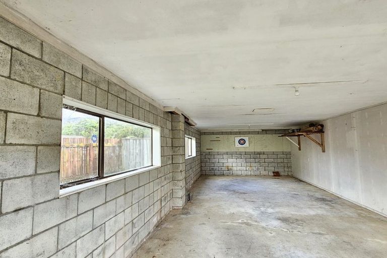 Photo of property in 15 Staithes Drive North, Whitby, Porirua, 5024