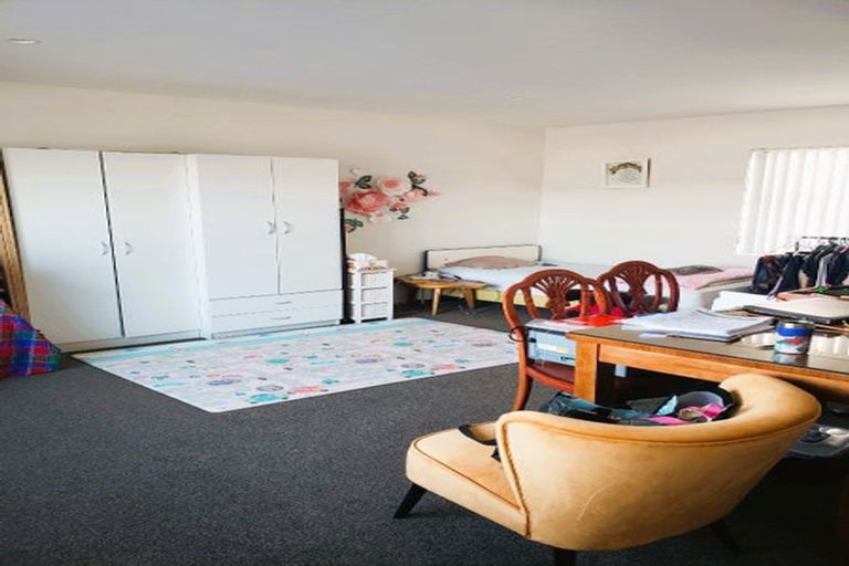 Photo of property in 45 Treestump Road, Takanini, 2112