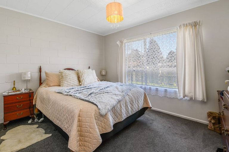 Photo of property in 37 Edward Street, Tokoroa, 3420