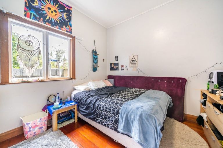 Photo of property in 10 Edwin Street, Belmont, Lower Hutt, 5010