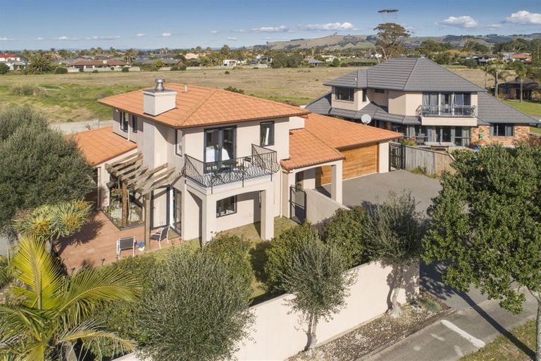 Photo of property in 9 Bermuda Drive, Papamoa Beach, Papamoa, 3118