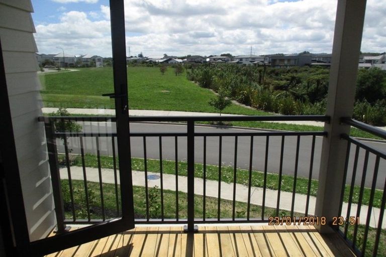 Photo of property in 20 Kaimanawa Road, Karaka, Papakura, 2113